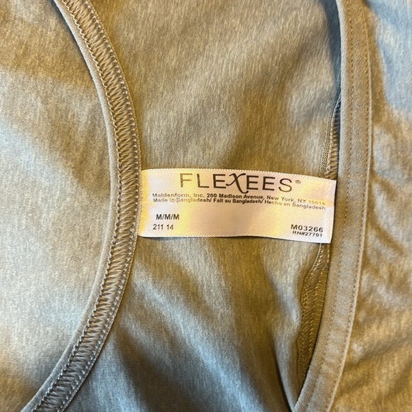 Flexees medium slimming shaping camisole - Picture 5 of 6